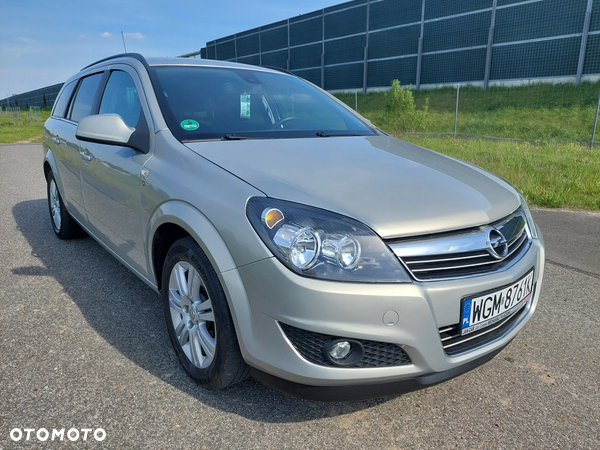 Opel Astra 1.6 Caravan Edition - 3