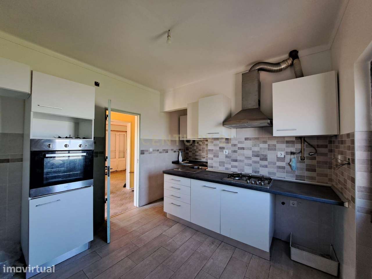 Prédio com 3 apartamentos T2 em zona de campo a 5 minutos de Alhandra-12