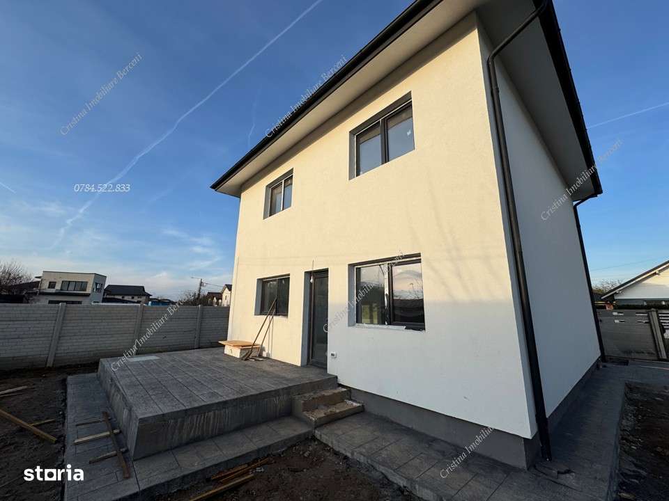Casă de vânzare – 4 camere Comuna Berceni, lângă București - Imagine principală: 3/17