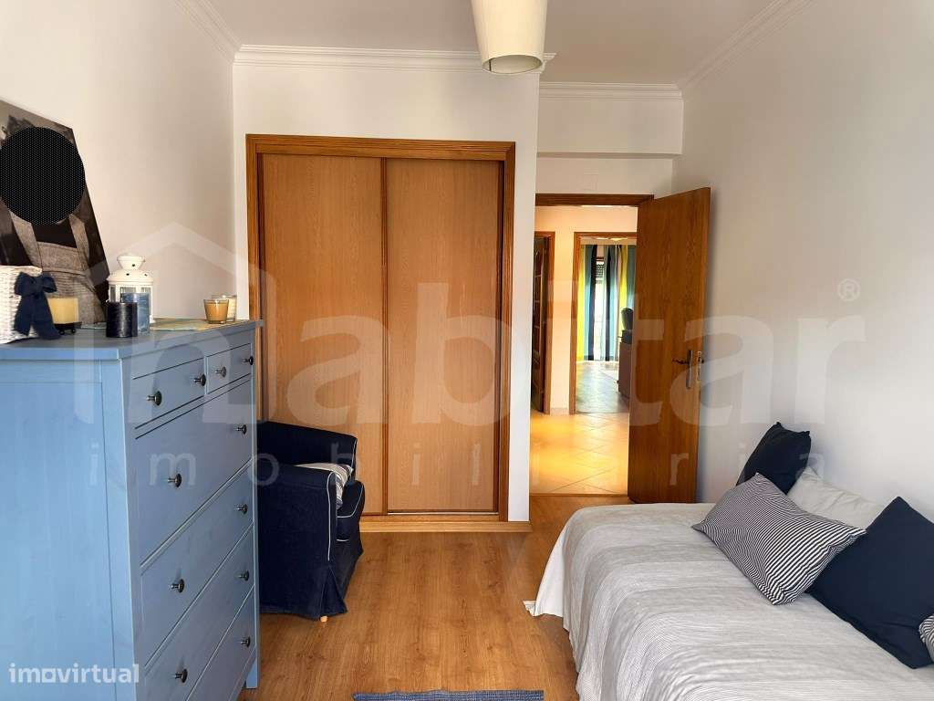 Apartamento T3 com 147 m², varandas, estacionamento e arrecadação-12