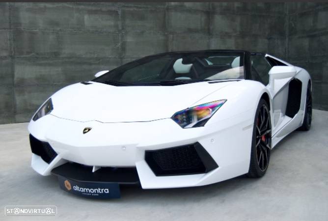 Lamborghini Aventador LP 700-4 Roadster - 14