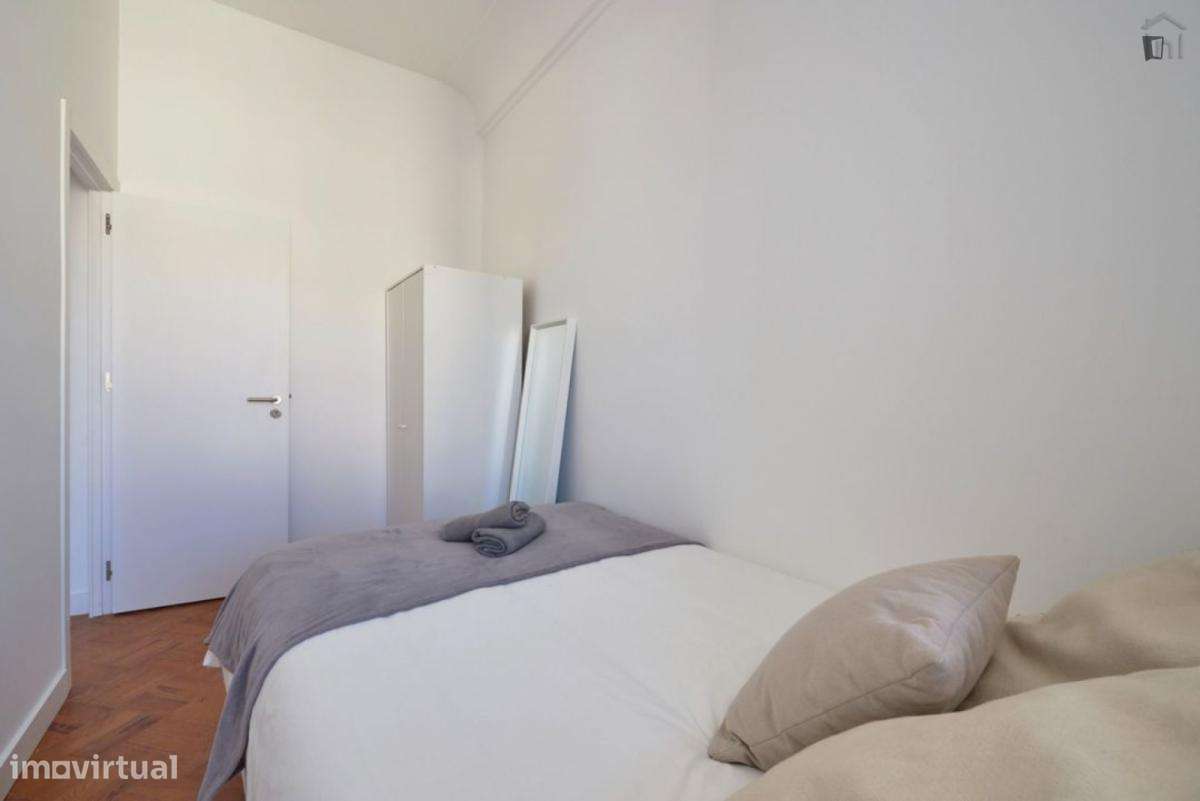Quarto - localizado em Alameda Lisbon - Grande imagem: 5/7