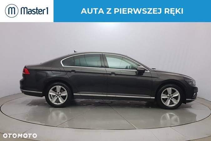 Volkswagen Passat 2.0 TDI Elegance DSG - 8