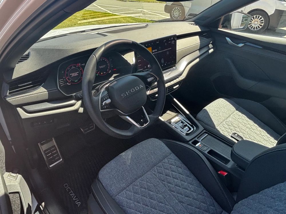 SKODA OCTAVIA Octavia Combi  Sportline 1,5 TSI 150 KM DSG