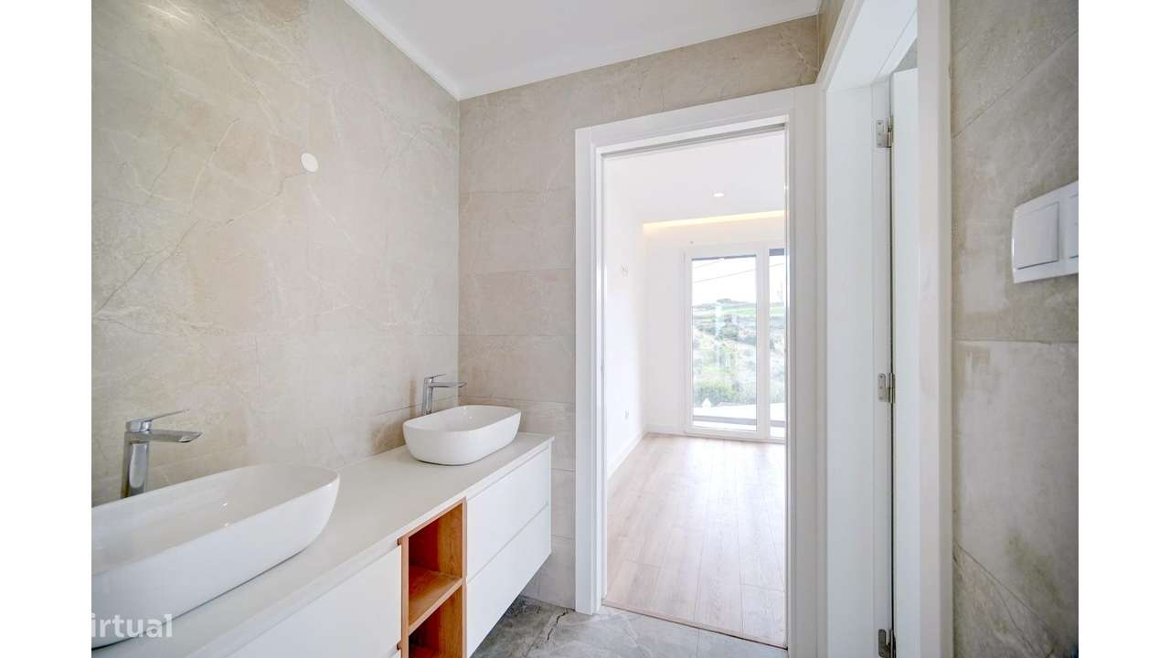 Moradia Isolada T4 na Murteira-18