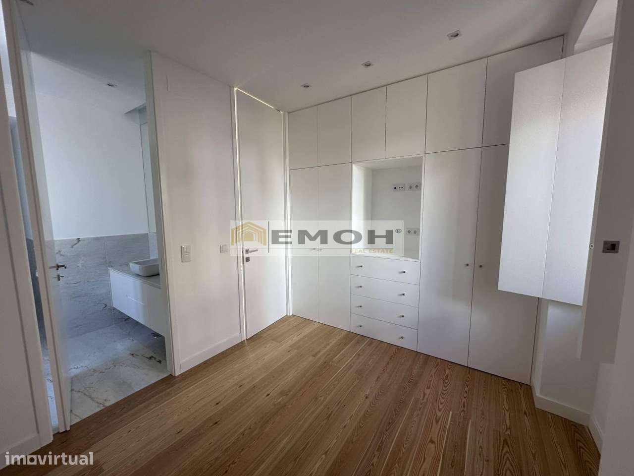 T2 Totalmente Remodelado Monte Estoril-12