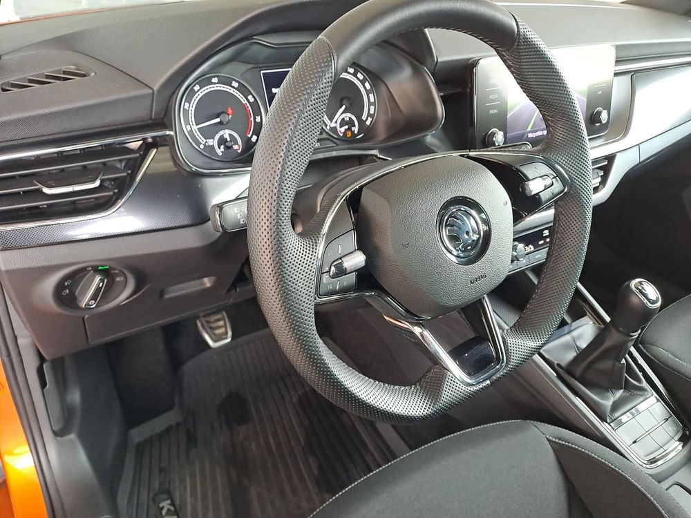 SKODA KAMIQ Style 1,0 TSI 110KM Virtual ACC Grzana P.szyba Kamera Salon Pl ASO