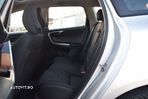 Volvo XC 60 D4 AWD Geartronic Kinetic - 8