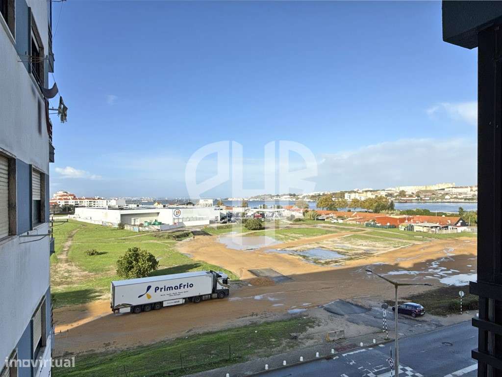 Apartamento T3 // Amora com Vista Rio!-31