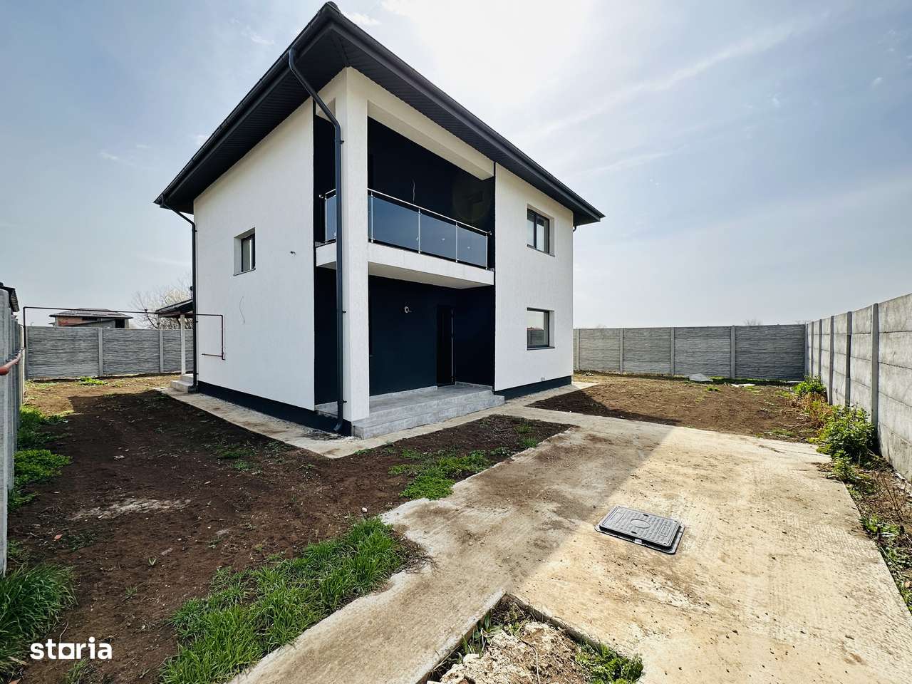 Casă de vânzare în Comuna Berceni – 4 camere, 360 mp – 165.000 €-0