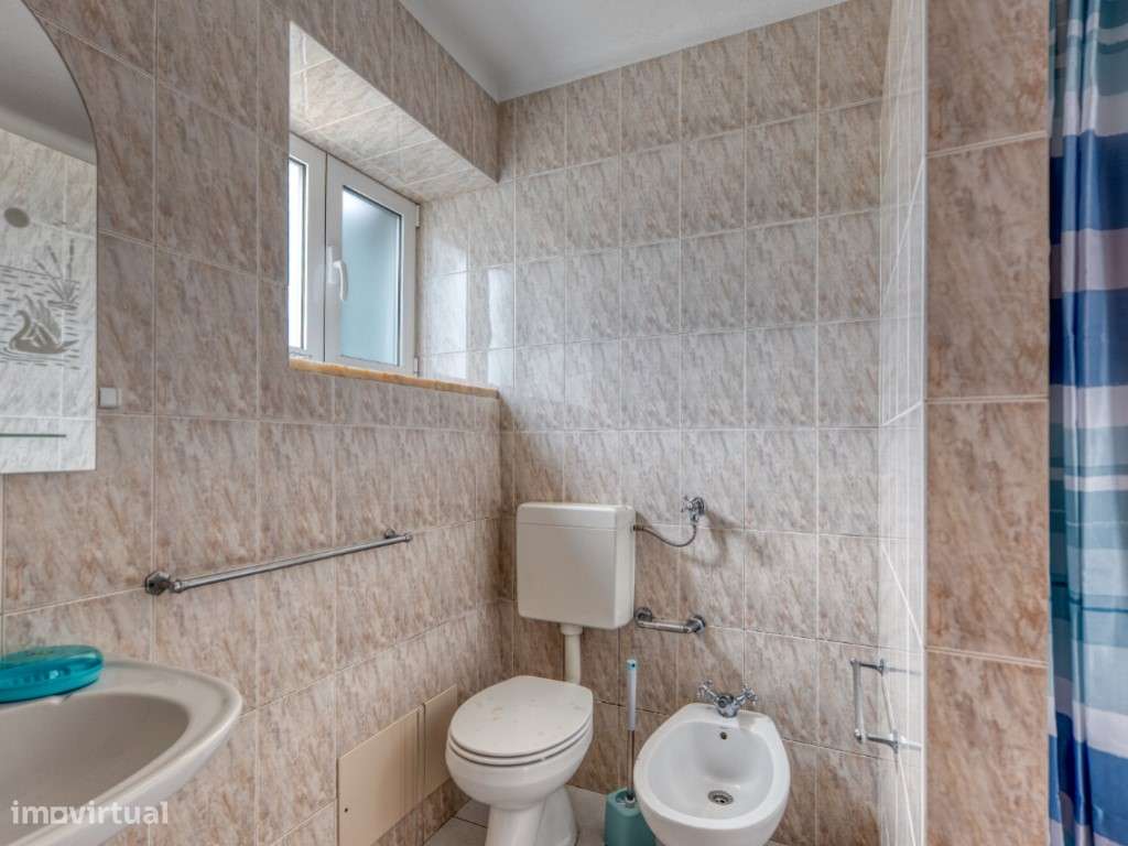 Moradia T4 com Quintal e Terraço, a Apenas 4 Minutos do Centro da V...-19