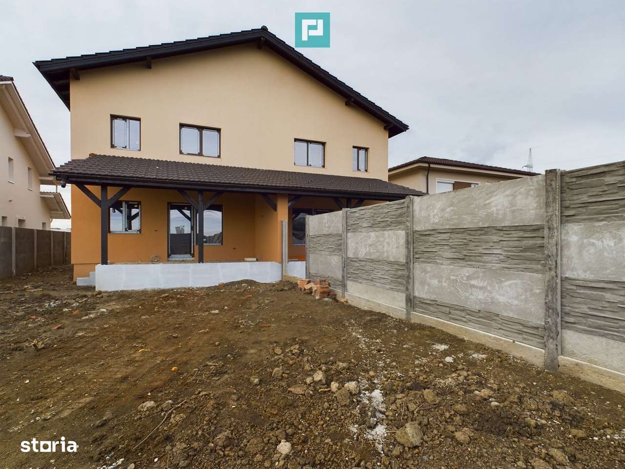 Duplex în Moșnița Nouă, în spate la Castel - Imagine principală: 3/20
