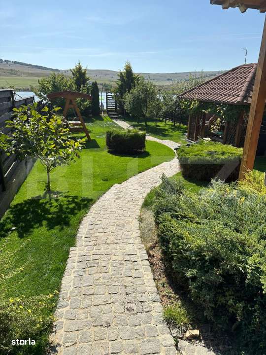 Cabana deosebita in Campenesti - un refugiu modern cu priveliste super - Imagine principală: 5/15