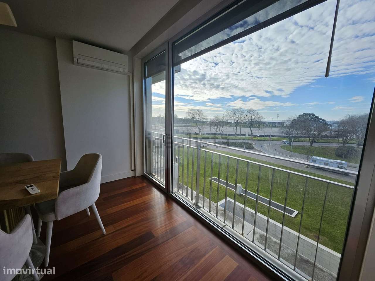 Apartamento t4 à venda na Rua Irene Vilar, 62 - Grande imagem: 5/23