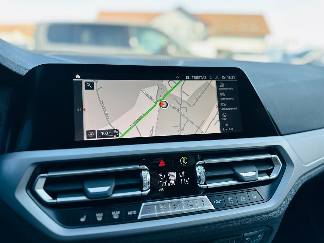 BMW Seria 3 320d xDrive AT MHEV - 24