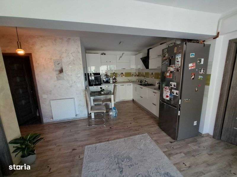 Apartament de vanzare - Imagine principală: 5/8