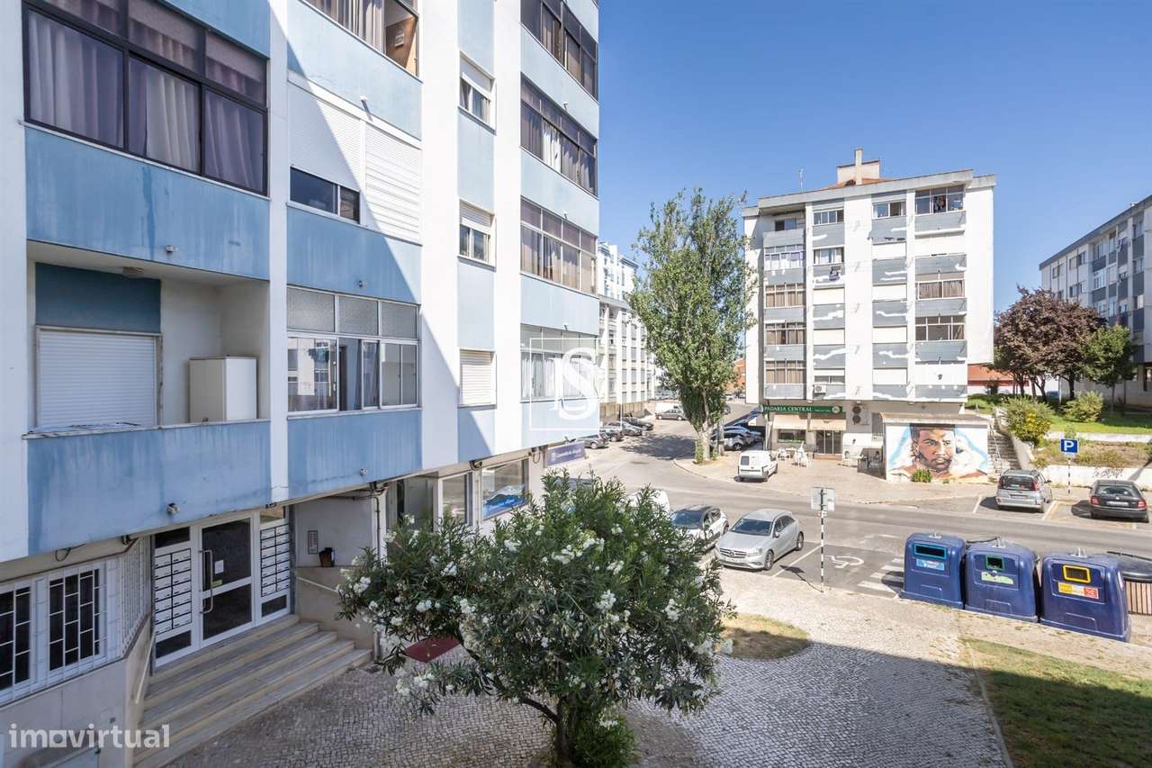 Apartamento T3 Venda em Seixal, Arrentela e Aldeia de Paio Pires,Seixa-52
