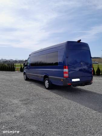 Mercedes-Benz Sprinter - 4