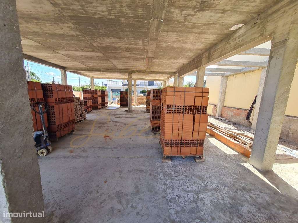 Moradia Térrea com 4 Quartos 'NOVA'-21