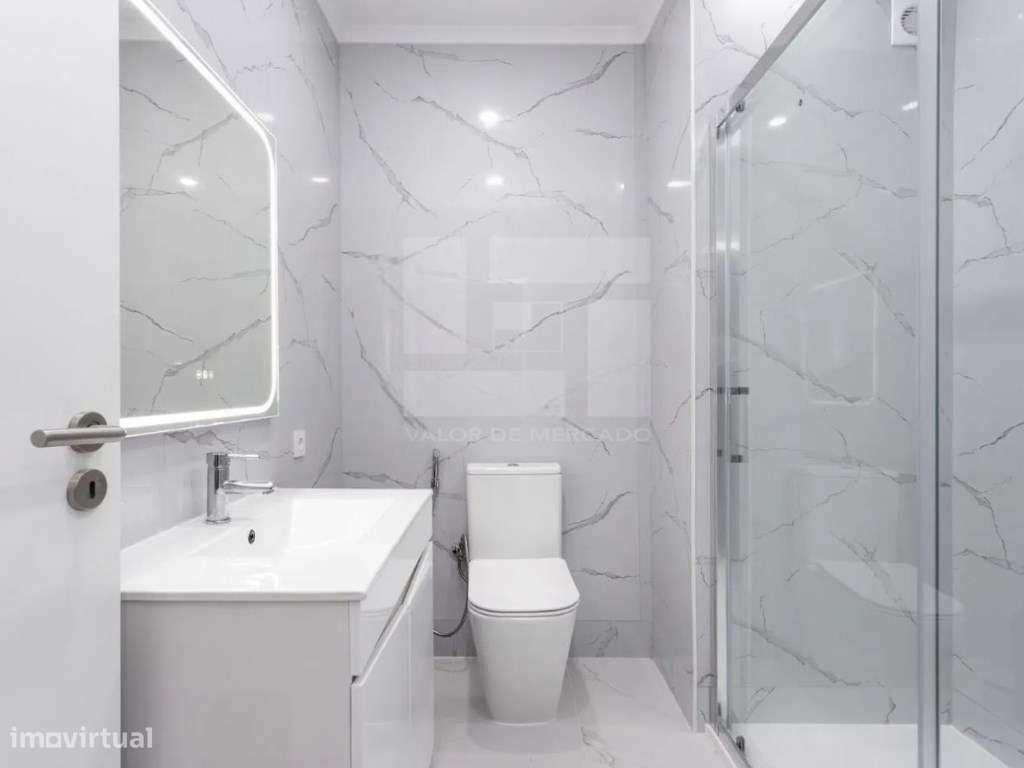 APARTAMENTO T2 - QUARTEIRA-12