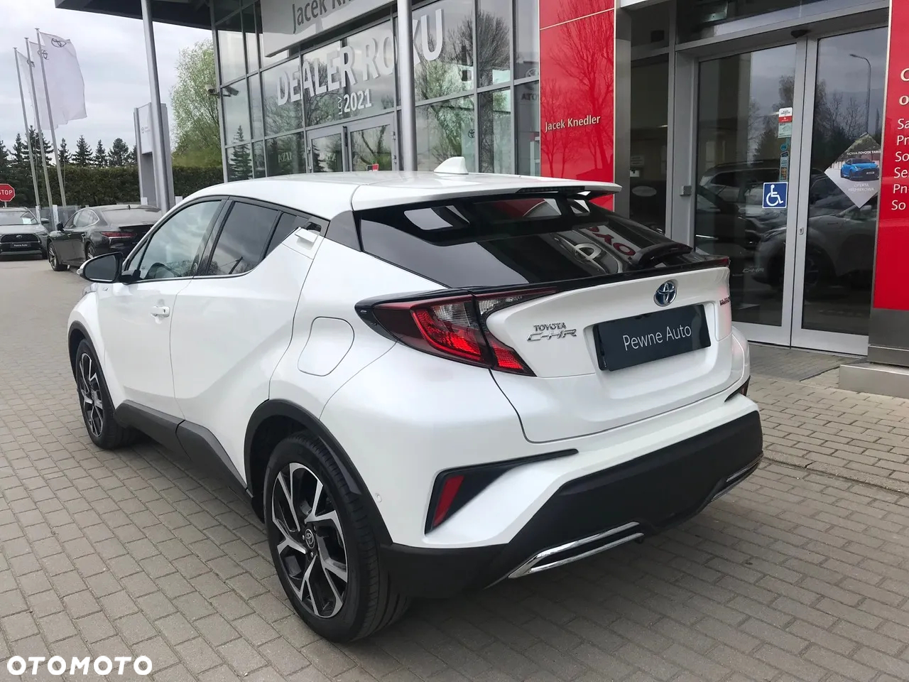 Toyota C-HR 2.0 Hybrid Team Deutschland - 4