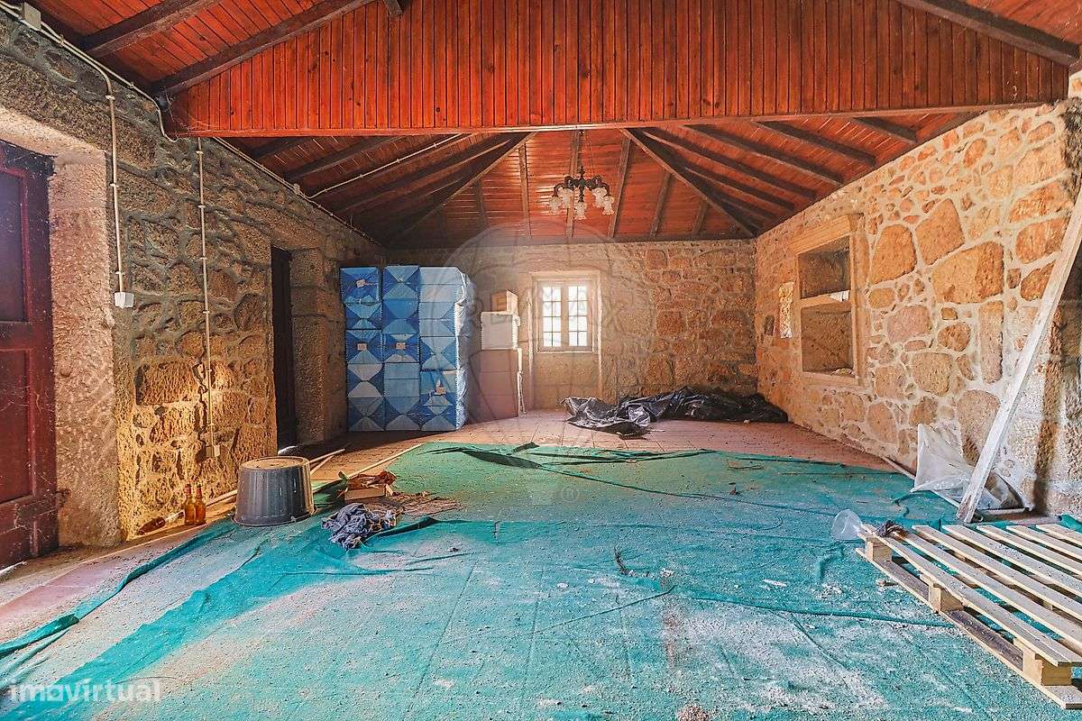 Moradia T3 para venda - Grande imagem: 2/24