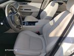 Jaguar XF 2.0 T Prestige - 14