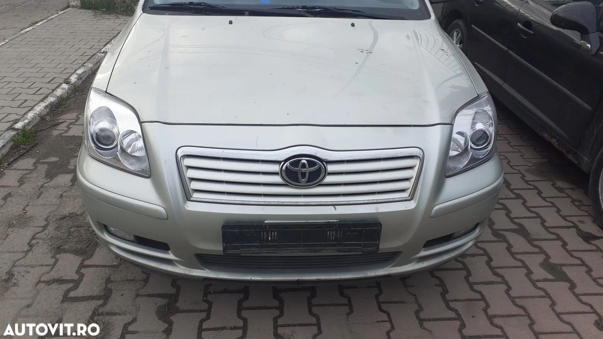 Compresor ac Toyota Avensis - 1