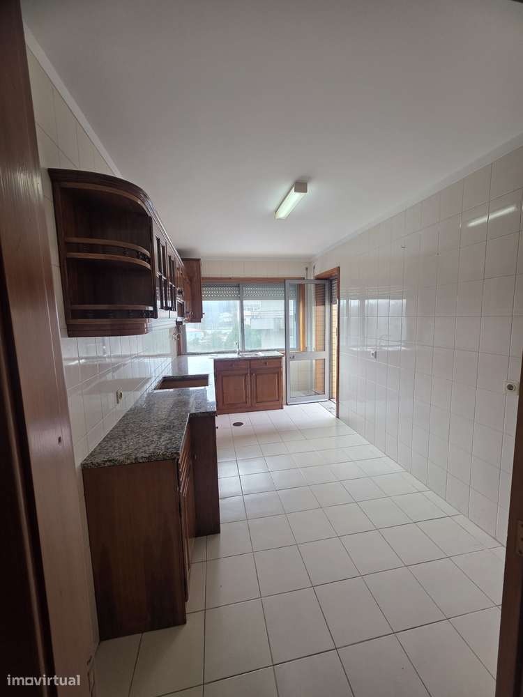 Apartamento T2  em Vila Nova de Gaia 5 minutos Santo Ovídio - Grande imagem: 5/12