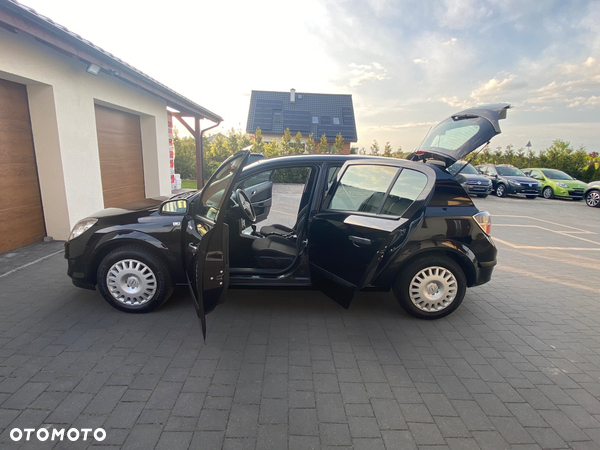 Opel Astra III 1.4 Enjoy - 15
