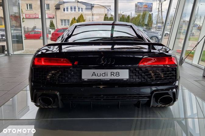 Audi R8 - 10