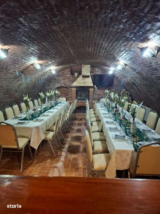 Loc de petreceri/evenimente de inchiriat in Oradea - Imagine principală: 1/12