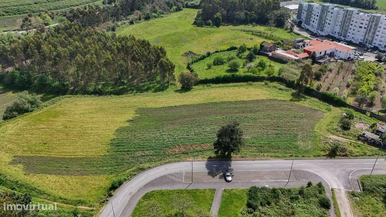 Lotes Moradias 2 e 3 Frentes, em Águas Santas, Prontos a Construir-9