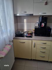 Apartament 2 camere, Romanilor, decomandat, etaj intermediar