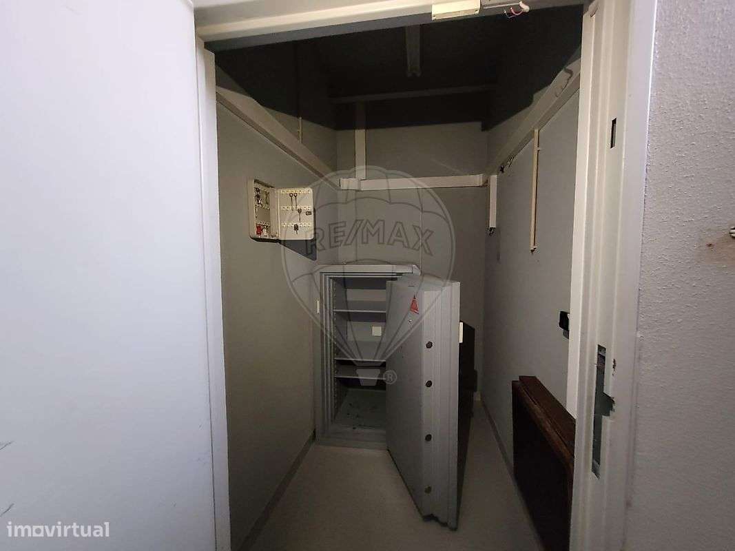 Loja  para arrendamento - Grande imagem: 4/18