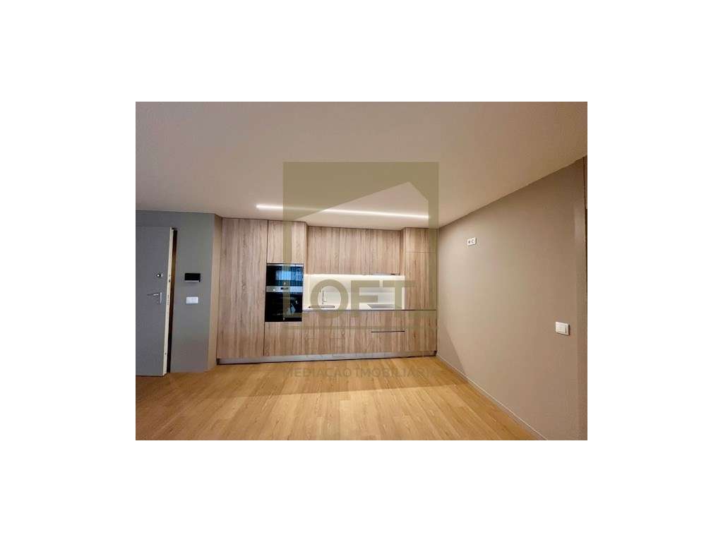 Apartamento T1 Mobilado e Equipado no Sinçães Terrace, em Vila Nova... - Grande imagem: 5/37