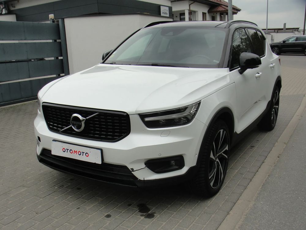 Volvo XC40 D4 AWD Geartronic R-Design 2018