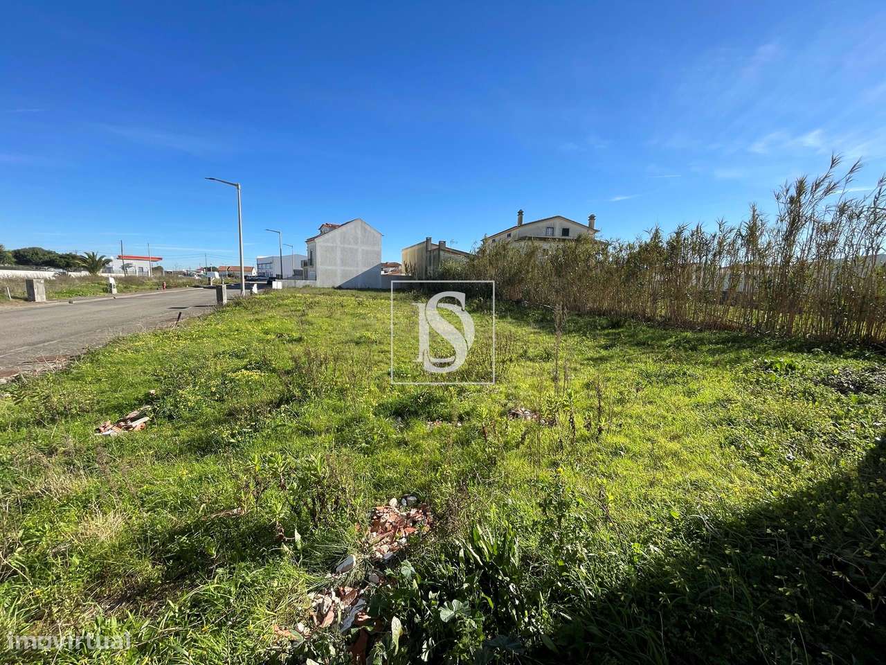 Lote de terreno de 150 m² com projeto aprovado para uma moradia unifam - Grande imagem: 5/20