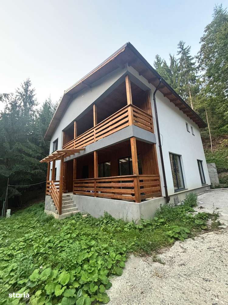Cabană / Pensiune în Colibița- investitie  la 709 €/mp, aproape de lac-1