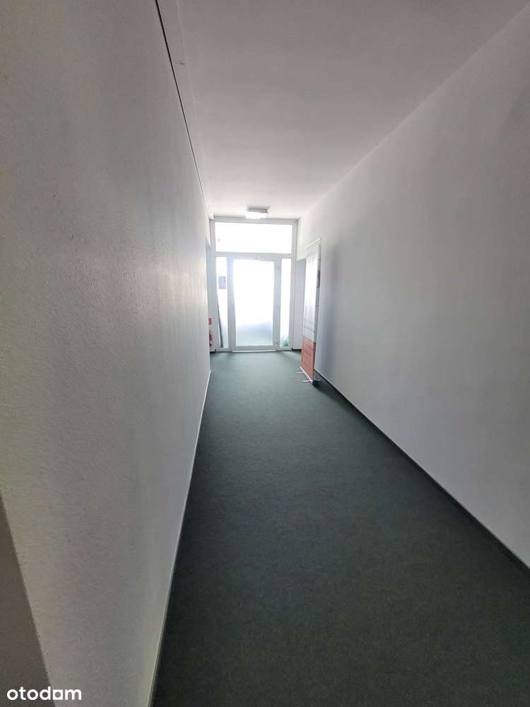 Piętro w budynku biurowym w czytelnej - Pełny obrazek: 5/12