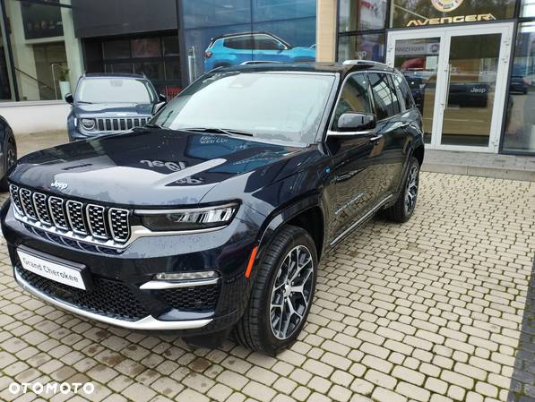 Jeep Grand Cherokee - 1