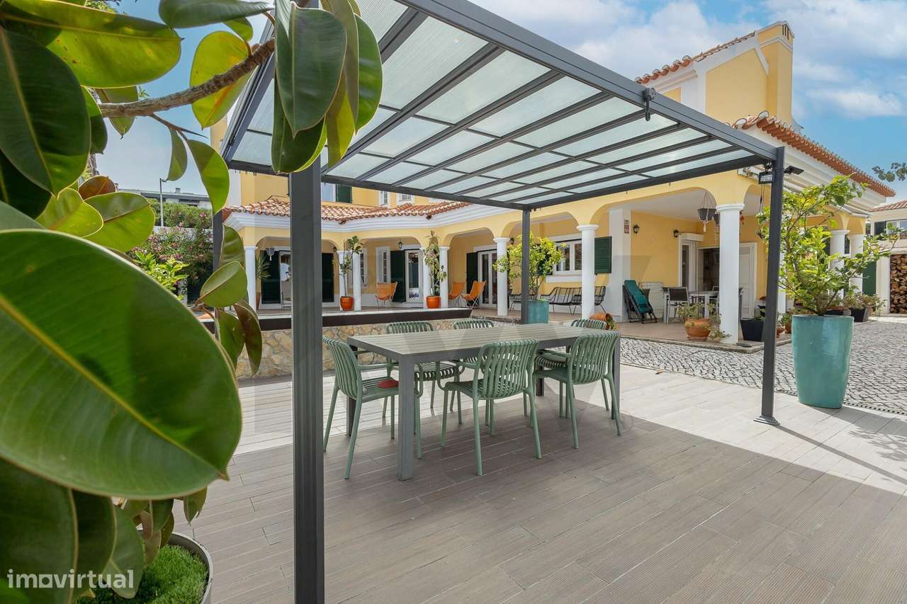 Moradia T5 com piscina junto à Quinta da Trindade / Quinta Dona Maria,-32