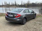 Honda Civic 1.8 i-VTEC Comfort - 9