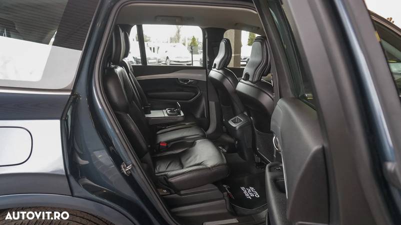 Volvo XC 90 B5 D AWD Geartronic Momentum - 30