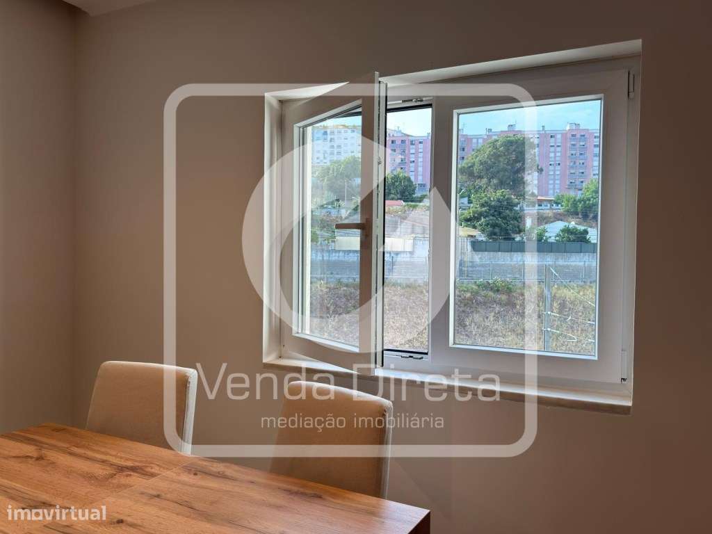 Apartamento T3 renovado em com terraço e garagem box em Queluz - Grande imagem: 5/24