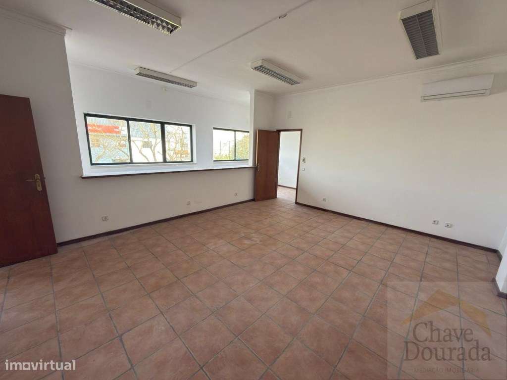 Dois armazéns - Taveiro-6