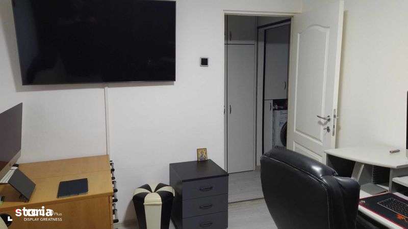 Aprtament Buzaului 3 camere conf.1, direct propietar,variante cu casa - Imagine principală: 5/8