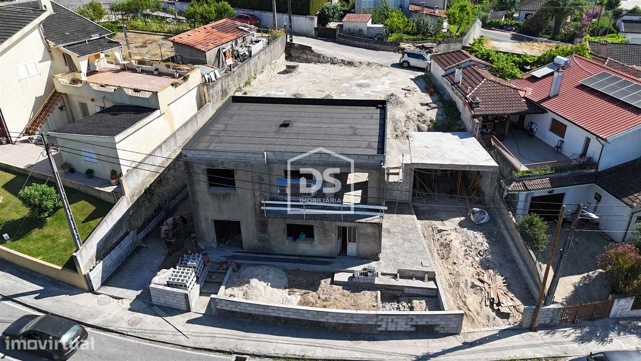 Andar Moradia T3 Venda em Vilar do Torno e Alentém,Lousada - Grande imagem: 4/9