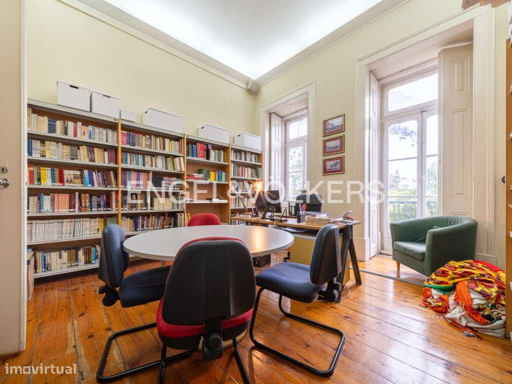 Amplo apartamento na Praça do Príncipe Real - Grande imagem: 2/36