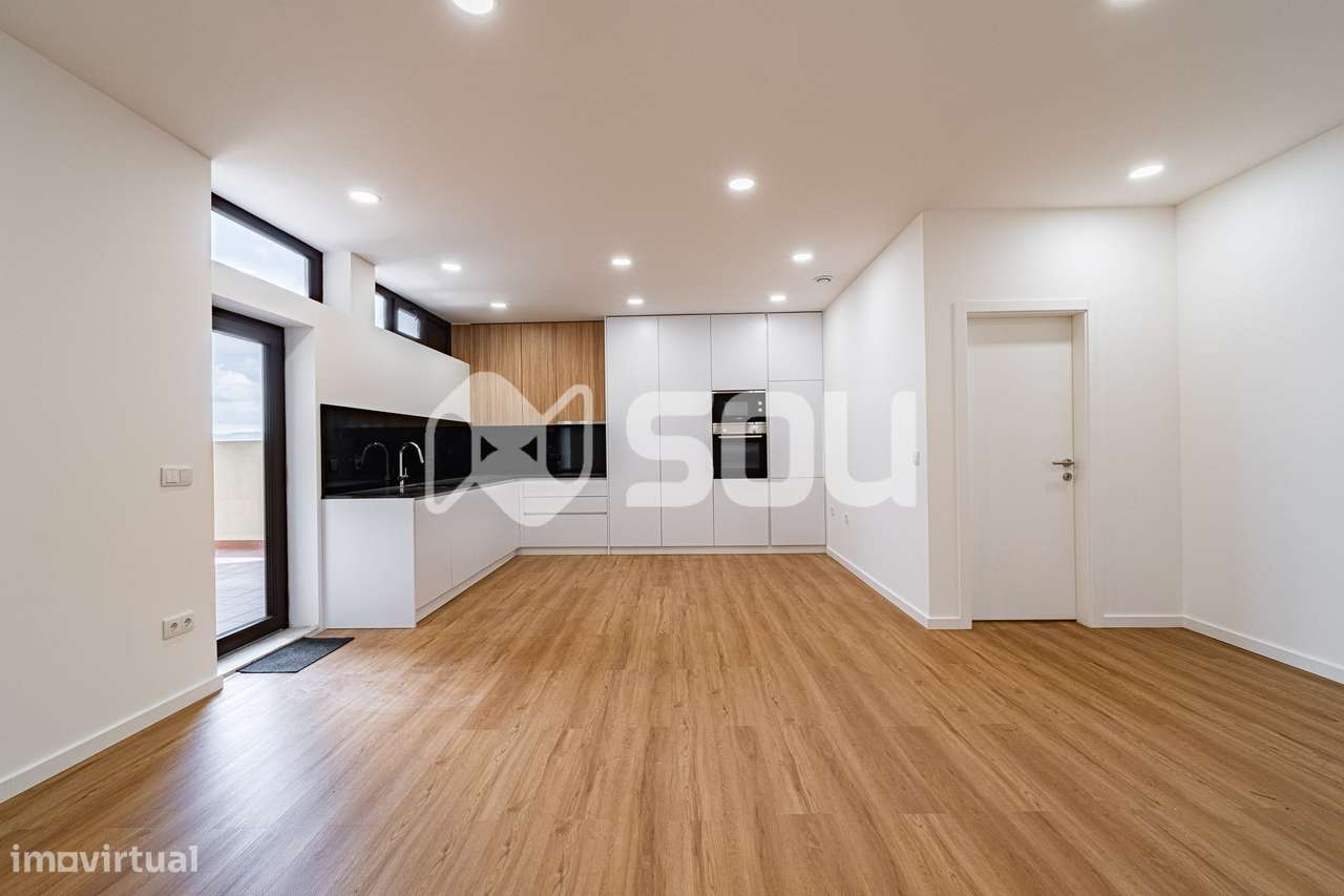 Apartamento T2 com terraço-4